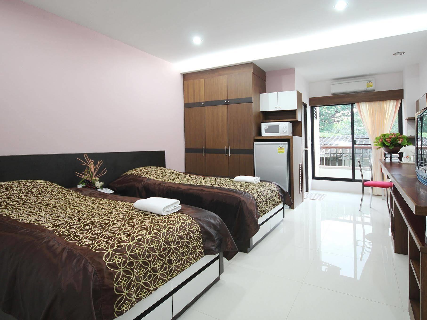 Pattara Place Τσιάνγκ Μάι Εξωτερικό φωτογραφία